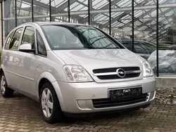 Silber Gebraucht 2005 Opel Meriva Edition Van / Kleinbus | 999 € (Superpreis)