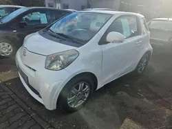 Weiß Gebraucht 2010 Toyota iQ Kleinwagen | 4.990 € (Fairer Preis)