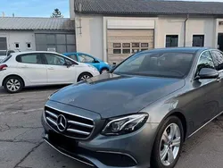 Grau Gebraucht 2019 Mercedes E220 Avantgarde Limousine | 16.000 € (Superpreis)