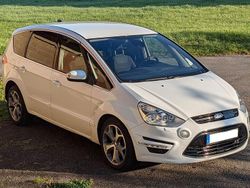 Weiß Gebraucht 2013 Ford S-MAX Titanium Van / Kleinbus | 4.800 € (Fairer Preis)
