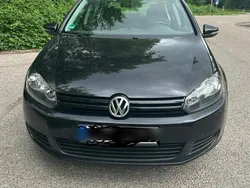 Schwarz Gebraucht 2010 VW Golf VI Trendline Limousine | 5.600 € (Guter Preis)