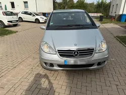 Grau Gebraucht 2005 Mercedes A180 Limousine | 2.950 €