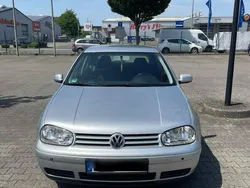 Grau Gebraucht 2003 VW Golf IV Kombi | 2.150 € (Fairer Preis)