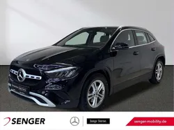 Schwarz Gebraucht 2023 Mercedes GLA200 SUV | 32.680 € (Guter Preis)