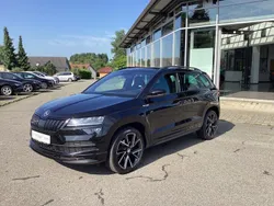 Schwarzmagic perleffekt Gebraucht 2021 Skoda Karoq SportLine SUV | 22.880 €
