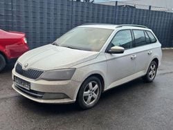Weiß Gebraucht 2015 Skoda Fabia Ambition Kombi | 3.750 € (Superpreis)