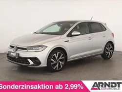 Reflexsilber Gebraucht 2024 VW Polo R-line Limousine | 24.285 € (Fairer Preis)