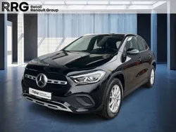 Kosmosschwarz Gebraucht 2022 Mercedes GLA180 SUV | 27.990 € (Guter Preis)