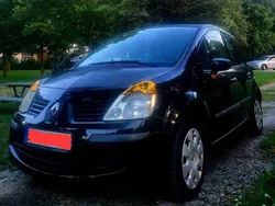 Schwarz Gebraucht 2005 Renault Modus Van / Kleinbus | 1.700 € (Fairer Preis)