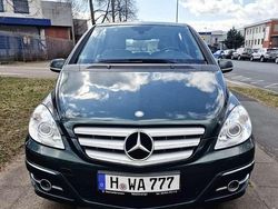 Gebraucht 2011 Mercedes B200 Van / Kleinbus | 6.800 € (Fairer Preis)