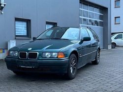 Grün Gebraucht 1996 BMW 316 Limousine | 2.250 € (Guter Preis)