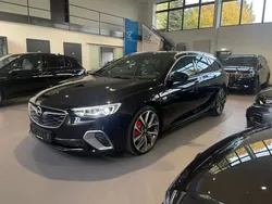 Onyx schwarz Gebraucht 2018 Opel Insignia S Kombi | 19.999 € (Etwas zu teuer)