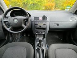 Rot Gebraucht 2005 Skoda Fabia Kleinwagen | 2.000 € (Fairer Preis)