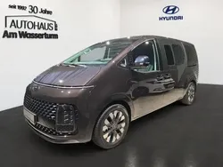 Gaia brown / mic Gebraucht 2024 Hyundai Staria Signature Van | 49.999 € (Fairer Preis)