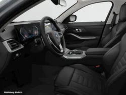 Skyscraper grau metallic Gebraucht 2023 BMW 330e Comfort Edition Limousine | 41.304 € (Fairer Preis)