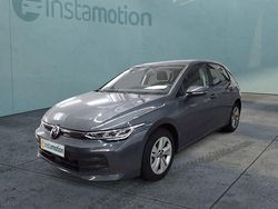 Grau Gebraucht 2024 VW Golf VIII Life Limousine | 25.160 € (Fairer Preis)