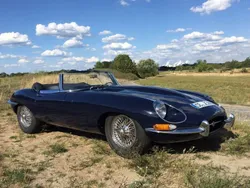 Blau Gebraucht 1968 Jaguar E-Type Cabrio | 83.880 €