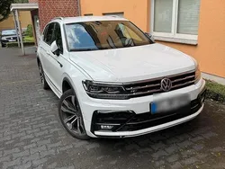 Weiß Gebraucht 2020 VW Tiguan Allspace R-line SUV | 30.300 € (Etwas zu teuer)