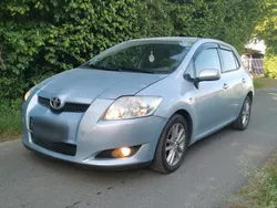 Blau Gebraucht 2009 Toyota Auris Limousine | 2.300 € (Fairer Preis)