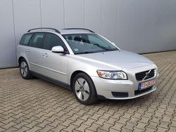 Grau Gebraucht 2010 Volvo V50 Drive Kinetic Kombi | 7.999 € (Teuer)
