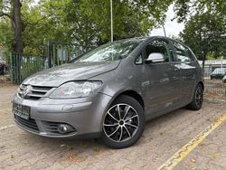 Grau Gebraucht 2006 VW Golf Limousine | 1.900 € (Guter Preis)