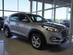 White sand Gebraucht 2015 Hyundai Tucson SUV | 15.810 € (Fairer Preis)
