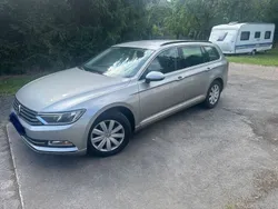 Silber Gebraucht 2017 VW Passat Comfortline Kombi | 8.850 € (Guter Preis)