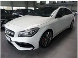 Weiß Gebraucht 2019 Mercedes CLA45 AMG Shooting Brake AMG Kombi | 32.700 € (Fairer Preis)
