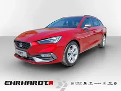 Rot Neu 2025 Seat Leon FR Kombi | 34.989 €
