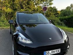 Schwarz Gebraucht 2023 Tesla Model Y Standard Range SUV | 32.900 € (Fairer Preis)