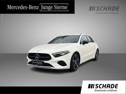 Weiß Gebraucht 2024 Mercedes A200 Progressive Limousine | 31.350 € (Etwas zu teuer)