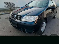 Schwarz Gebraucht 2004 Fiat Punto Kleinwagen | 500 € (Superpreis)
