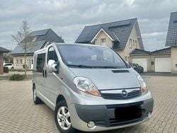 Silber Gebraucht 2011 Opel Vivaro Van | 5.000 € (Fairer Preis)