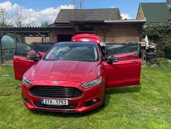 Rot Gebraucht 2013 Ford Fusion Limousine | 8.100 €