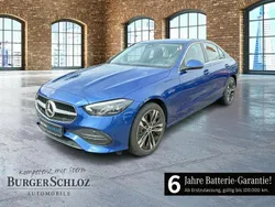 Metalliclack spektralblau Gebraucht 2022 Mercedes C300e Limousine | 34.800 € (Fairer Preis)