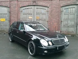 Schwarz Gebraucht 2004 Mercedes E500 Avantgarde Kombi | 6.800 € (Fairer Preis)