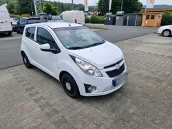 Weiß Gebraucht 2011 Chevrolet Spark LS Kleinwagen | 2.200 € (Fairer Preis)