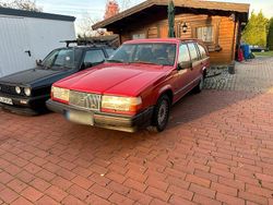 Rot Gebraucht 1992 Volvo 940 Kombi | 2.000 €