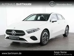 Unilack polarweiß Gebraucht 2024 Mercedes A200 Progressive Limousine | 31.900 € (Fairer Preis)