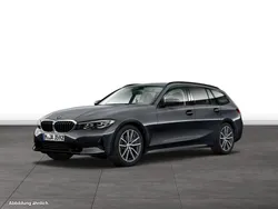 Grau Gebraucht 2022 BMW 320e Kombi | 29.580 € (Fairer Preis)