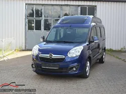 Blau Gebraucht 2017 Opel Combo Selection Van / Kleinbus | 9.950 €