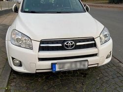 Weiß Gebraucht 2010 Toyota RAV4 SUV | 5.000 € (Superpreis)