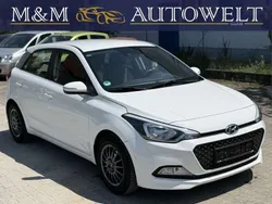 Weiß Gebraucht 2018 Hyundai i20 Active Kleinwagen | 10.900 € (Fairer Preis)
