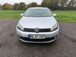 Silber Gebraucht 2011 VW Golf VI Trendline Kleinwagen | 3.650 € (Guter Preis)