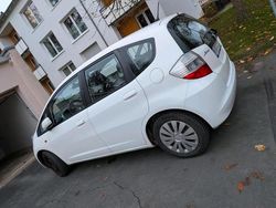 Weiß Gebraucht 2009 Honda Jazz Kleinwagen | 4.600 € (Etwas zu teuer)