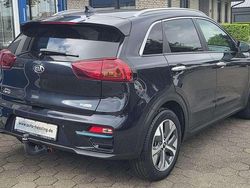 Grau Gebraucht 2021 Kia e-Niro Spirit SUV | 22.699 € (Guter Preis)