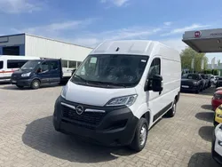 Weiß Gebraucht 2024 Opel Movano Van | 28.401 € (Guter Preis)