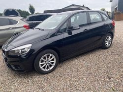 Schwarz Gebraucht 2016 BMW 218 Active Tourer Advantage Van / Kleinbus | 14.350 € (Fairer Preis)