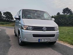 Silber Gebraucht 2011 VW T5 Highline Van | 14.099 €