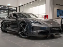 Grau Gebraucht 2025 Porsche Taycan Cross Turismo Limousine | 95.900 € (Teuer)